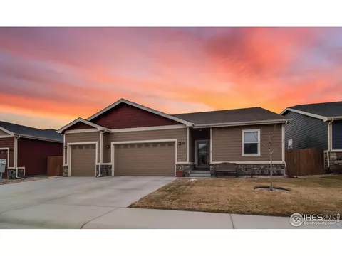 108 Primrose Ct, Wiggins, CO 80654