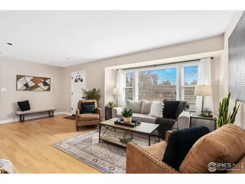525 Sheldon Dr, Fort Collins, CO 80521