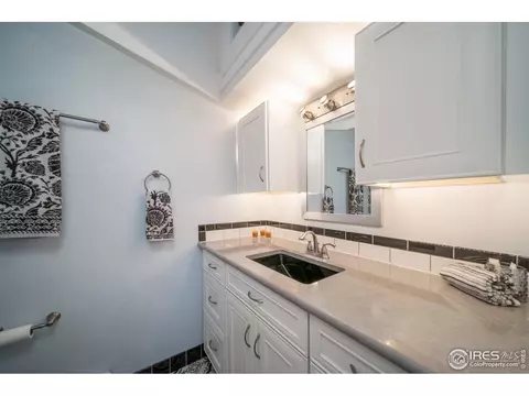 2228 Pine St, Boulder, CO 80302 photo 20