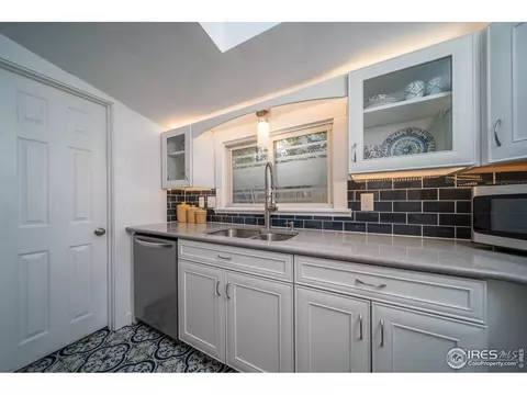2228 Pine St, Boulder, CO 80302 photo 13