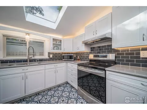 2228 Pine St, Boulder, CO 80302 photo 12
