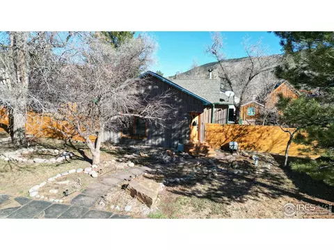 442 Seward St, Lyons, CO 80540