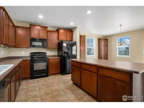 1657 Chelmsford Ct, Windsor, CO 80550 photo 6