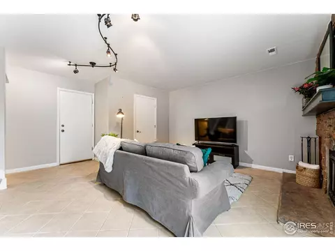 8425 Moore Ct, Arvada, CO 80005 photo 27