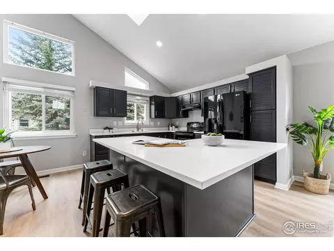 8425 Moore Ct, Arvada, CO 80005 photo 9