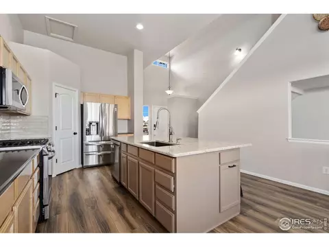 652 Park Edge Cir, Windsor, CO 80550 photo 8