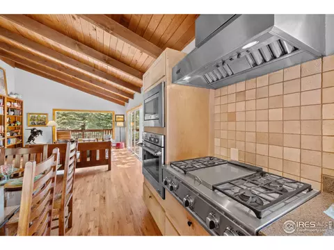 82 Mirror Lake Ct, Lyons, CO 80540 photo 10