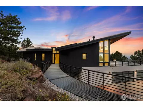 855 Timber Ln, Boulder, CO 80304 photo 3