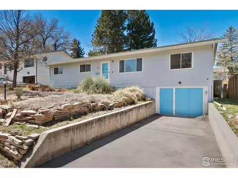 229 Clover Ln, Fort Collins, CO 80521
