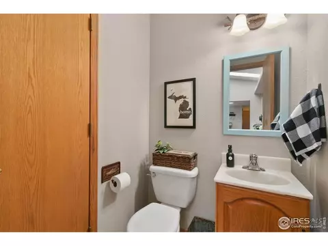5212 Foothills Dr, Berthoud, CO 80513 photo 17