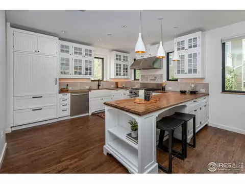 1285 Oakleaf Cir, Boulder, CO 80304 photo 9
