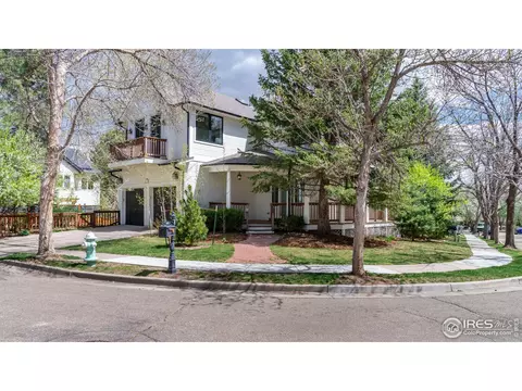 1285 Oakleaf Cir, Boulder, CO 80304 photo 2