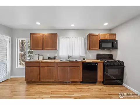 331 Meade St, Denver, CO 80219 photo 8