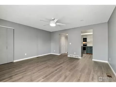 224 E 42nd St, Loveland, CO 80538