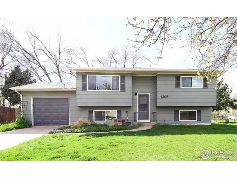 1305 Village Ln, Fort Collins, CO 80521