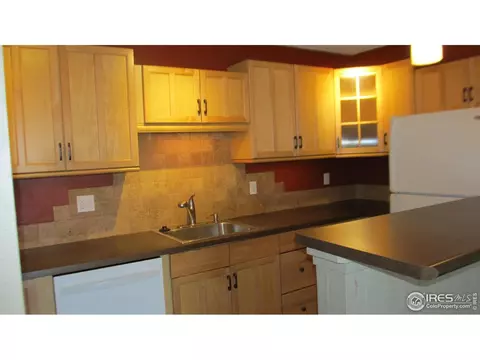 3120 Corona Trl #L-204, Boulder, CO 80301