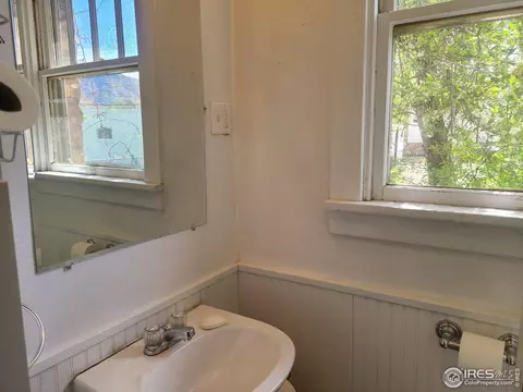 2738 Pine St, Boulder, CO 80302 photo 11