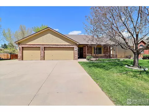 913 N 4th St, Johnstown, CO 80534