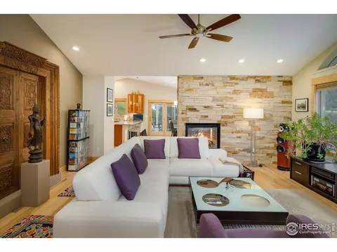 1224 Lee Hill Dr, Boulder, CO 80302 photo 2