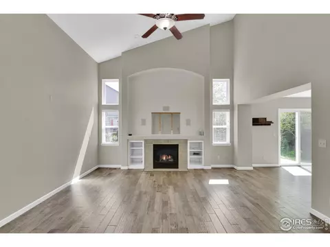 10405 Devonshire St, Longmont, CO 80504 photo 2