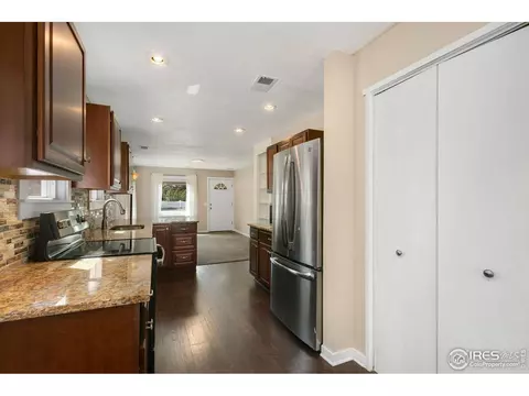 1002 N 4th St, Berthoud, CO 80513 photo 3