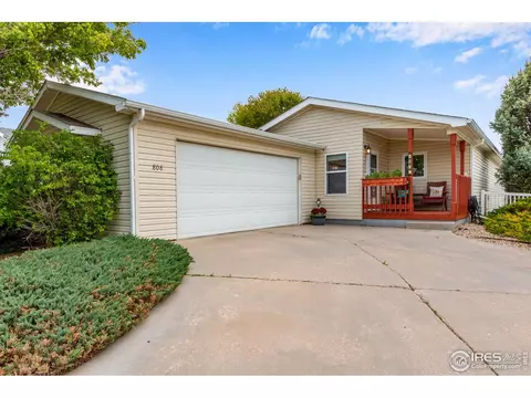 808 Sunchase Dr, Fort Collins, CO 80524