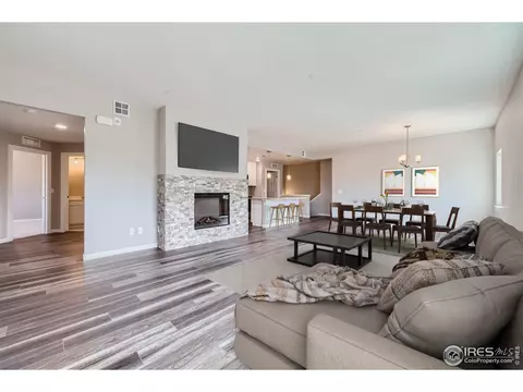 2435 Calais Dr #20-C, Longmont, CO 80504