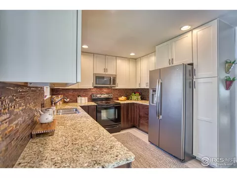 115 Maple Dr, Frederick, CO 80530 photo 4