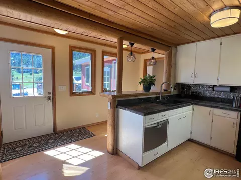 545 Pinewood Dr, Lyons, CO 80540 photo 9
