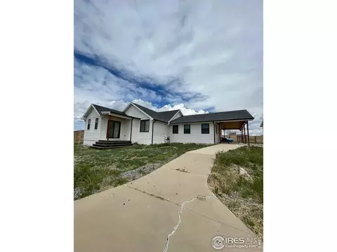 420 7th Ave, Deer Trail, CO 80105