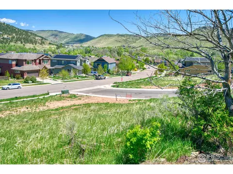 348 Mcconnell Dr, Lyons, CO 80540 photo 3