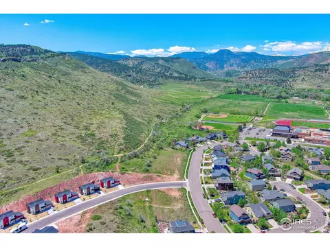 348 Mcconnell Dr, Lyons, CO 80540 photo 4