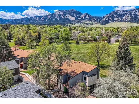 919 W Moorhead Cir #A, Boulder, CO 80305