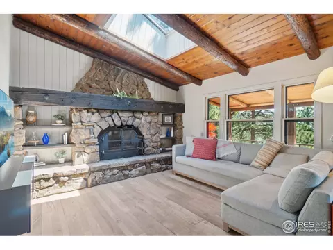 176 Timber Ln, Boulder, CO 80304 photo 2