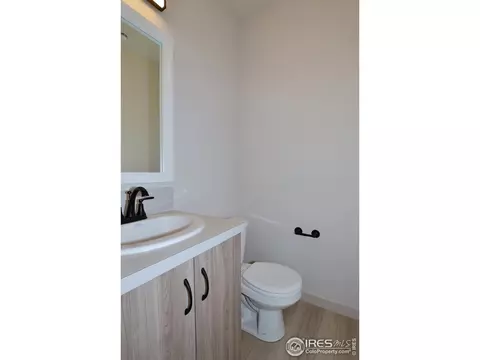 204 E 4th St, Berthoud, CO 80513 photo 18