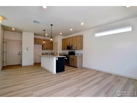 204 E 4th St, Berthoud, CO 80513 photo 4