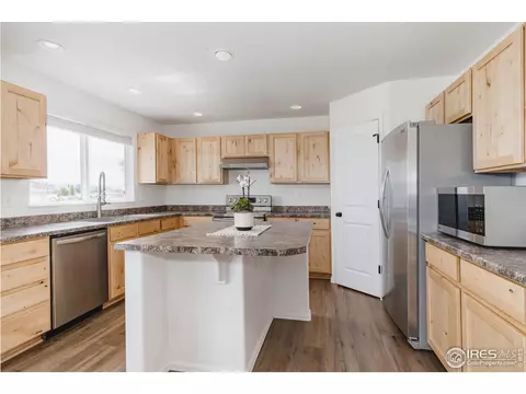 422 Kendalbrook Dr, Windsor, CO 80550 photo 13