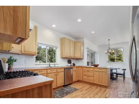241 Choctaw Rd, Lyons, CO 80540 photo 10