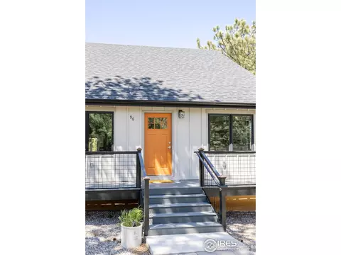 96 Navajo Ct, Lyons, CO 80540 photo 4