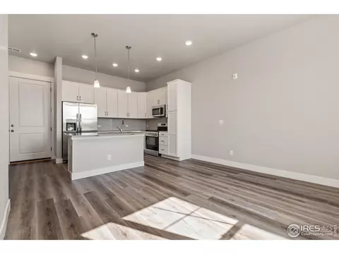 6842 Stonebrook Dr, Timnath, CO 80547