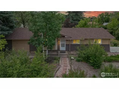 325 Del Clair Rd, Fort Collins, CO 80525