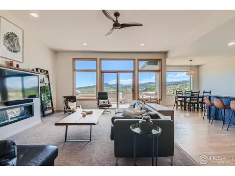 365 Vasquez Ct, Lyons, CO 80540 photo 4