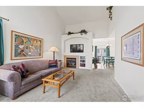 5618 Blue Mountain Cir, Longmont, CO 80503