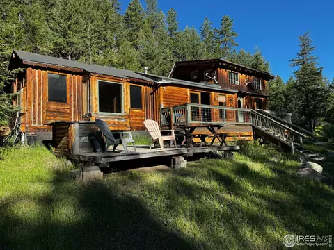 220 Valnes Ln, Bellvue, CO 80512