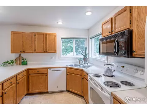 5493 Indian Summer Ct, Boulder, CO 80301 photo 17