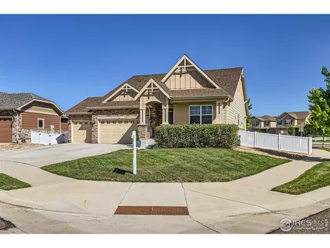 2301 French Cir, Longmont, CO 80504