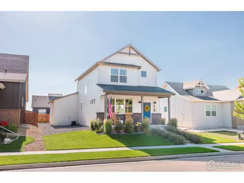 112 SE 4th St, Berthoud, CO 80513 photo 2