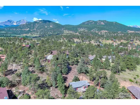 2709 Sunrise Ct, Estes Park, CO 80517