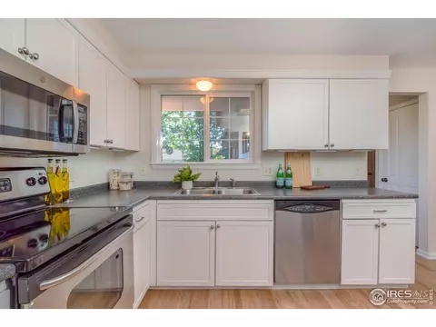 1050 Albion Way, Boulder, CO 80305 photo 4