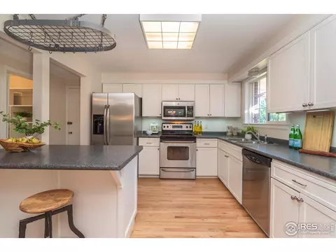1050 Albion Way, Boulder, CO 80305 photo 3